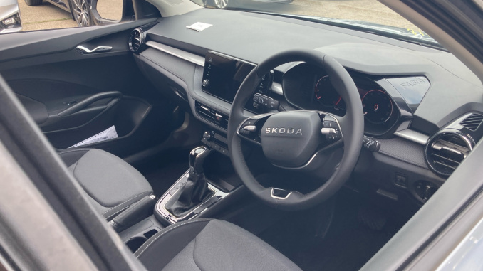 Skoda Fabia 1.0 TSI 116 Design Edition 5dr DSG Petrol Hatchback - Image 6